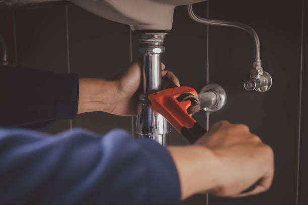 Best Emergency Plumbing Repair  in Levittown, NY